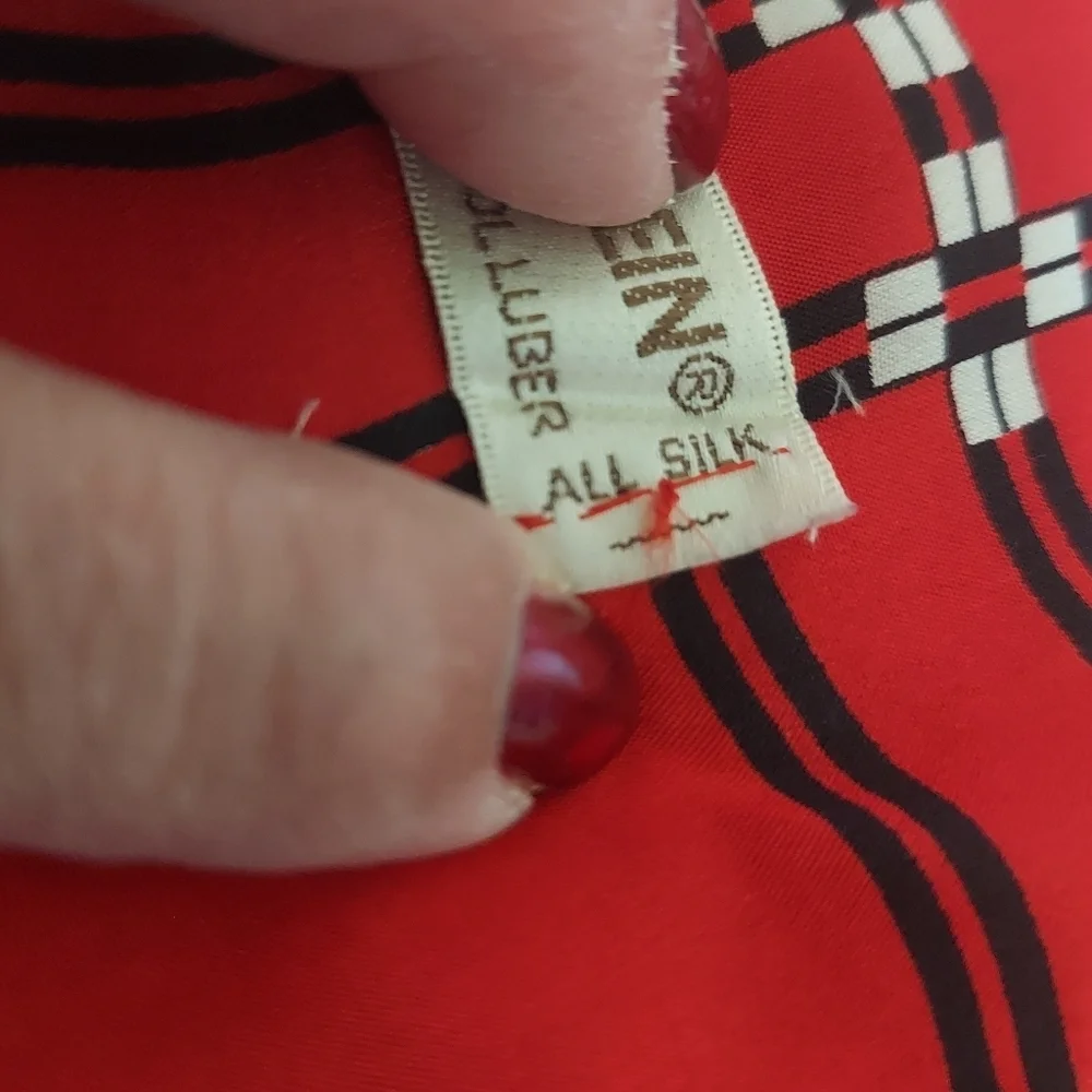 Anne Klein Red Black White Abstract Print 100% Silk